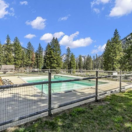 Sawtooth Lodge Stanley Esterno foto