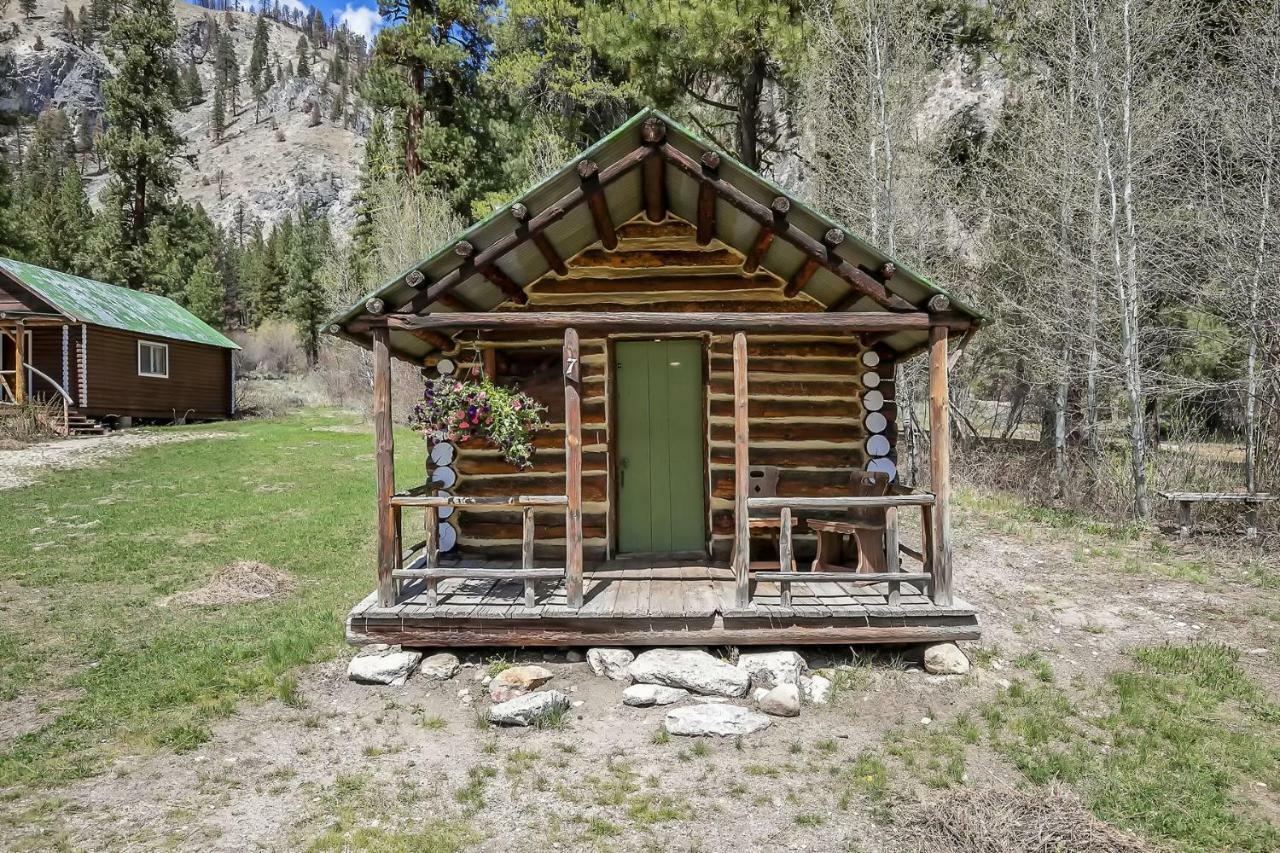Sawtooth Lodge Stanley Esterno foto