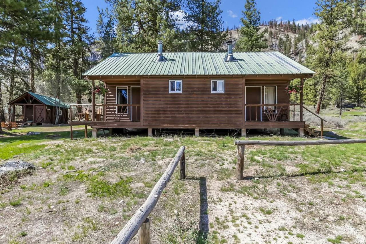 Sawtooth Lodge Stanley Esterno foto